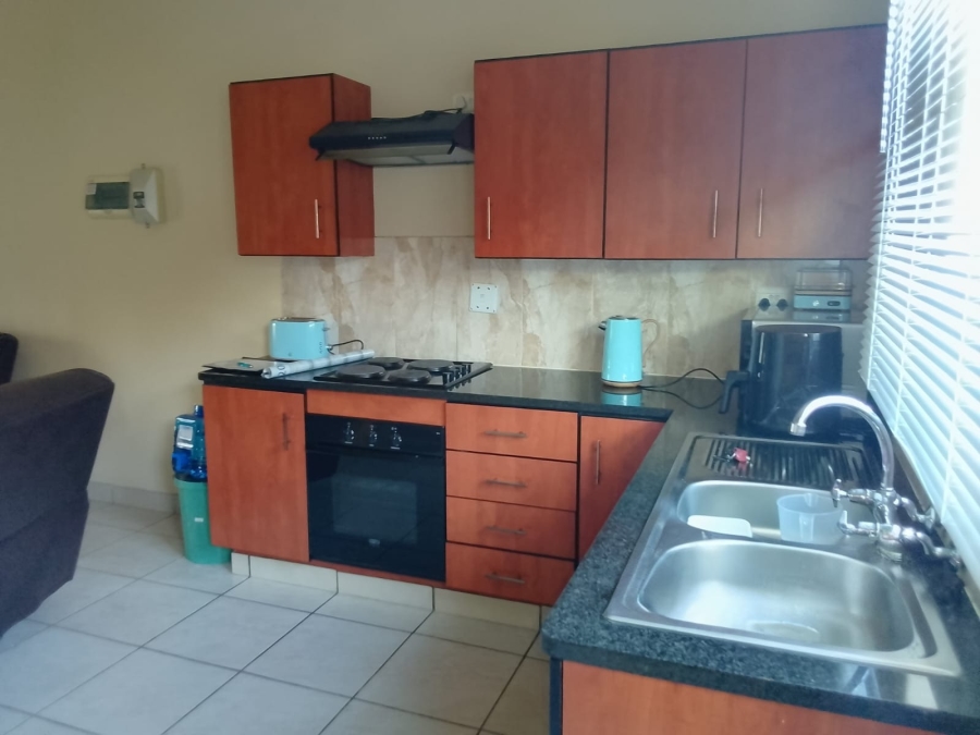 2 Bedroom Property for Sale in Waterval East North West